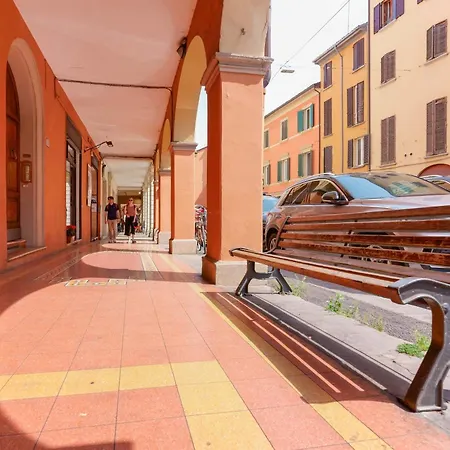 Lägenhet Dimore D'azeglio By Lesdomus - Prestigio E Centralita Bologna