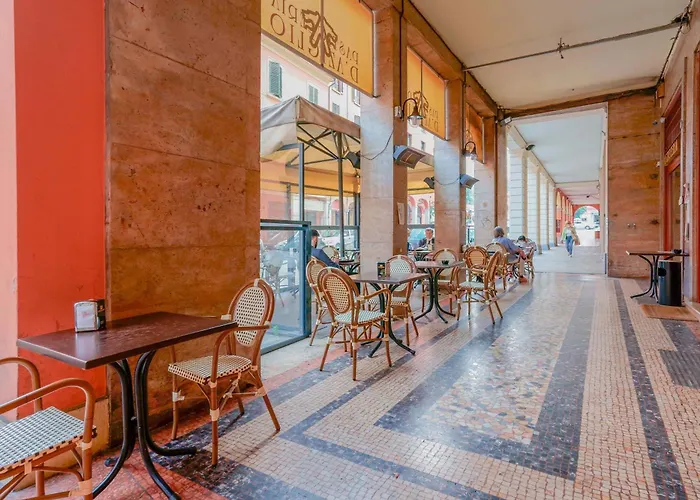 Dimore D'azeglio By Lesdomus - Prestigio E Centralita בולוניה