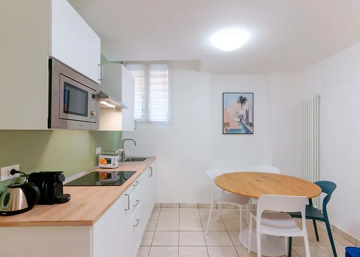 Dimore D'azeglio By Lesdomus - Prestigio E Centralita 아파트