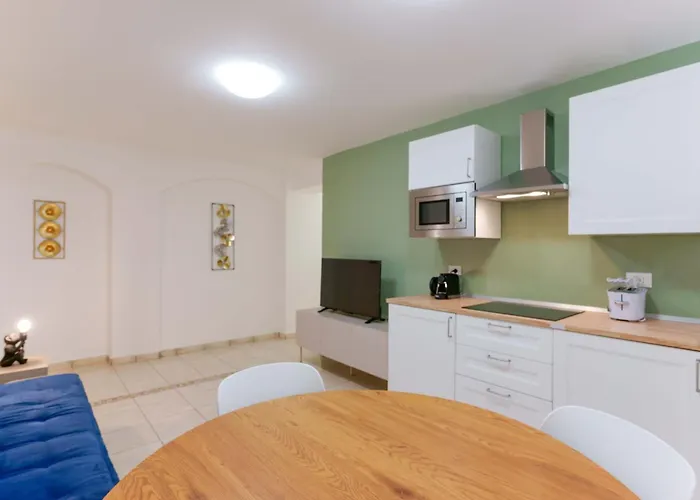 Dimore D'azeglio By Lesdomus - Prestigio E Centralita بولونيا