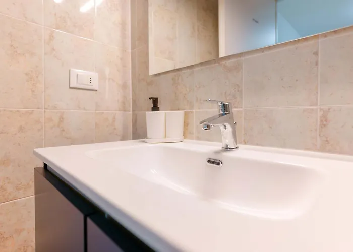 Dimore D'azeglio By Lesdomus - Prestigio E Centralita