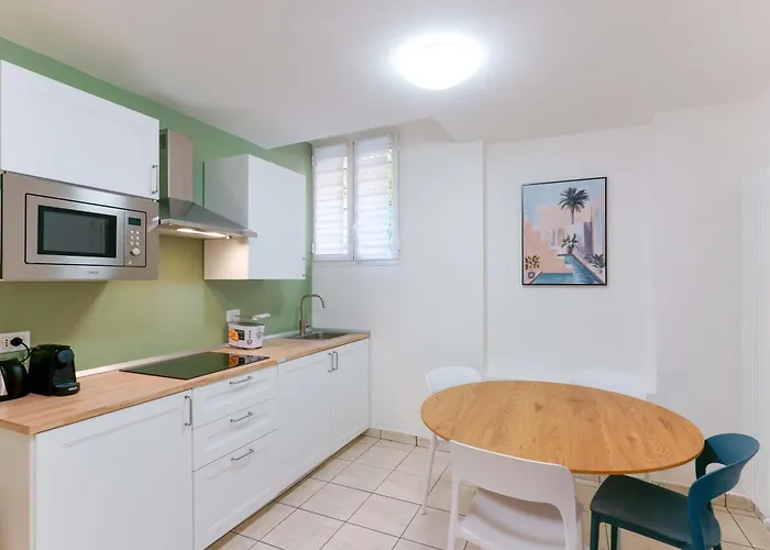 Dimore D'azeglio By Lesdomus - Prestigio E Centralita Apartmán *